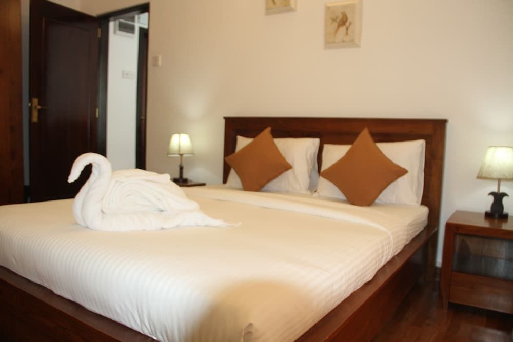 Нувара-Элия: Homewood Luxury Apartment