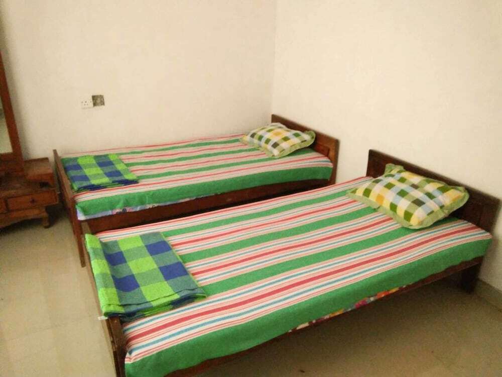 Демодара: Yoho Aruna Guest