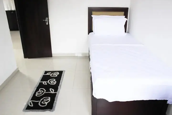 Коломбо: H48Residence