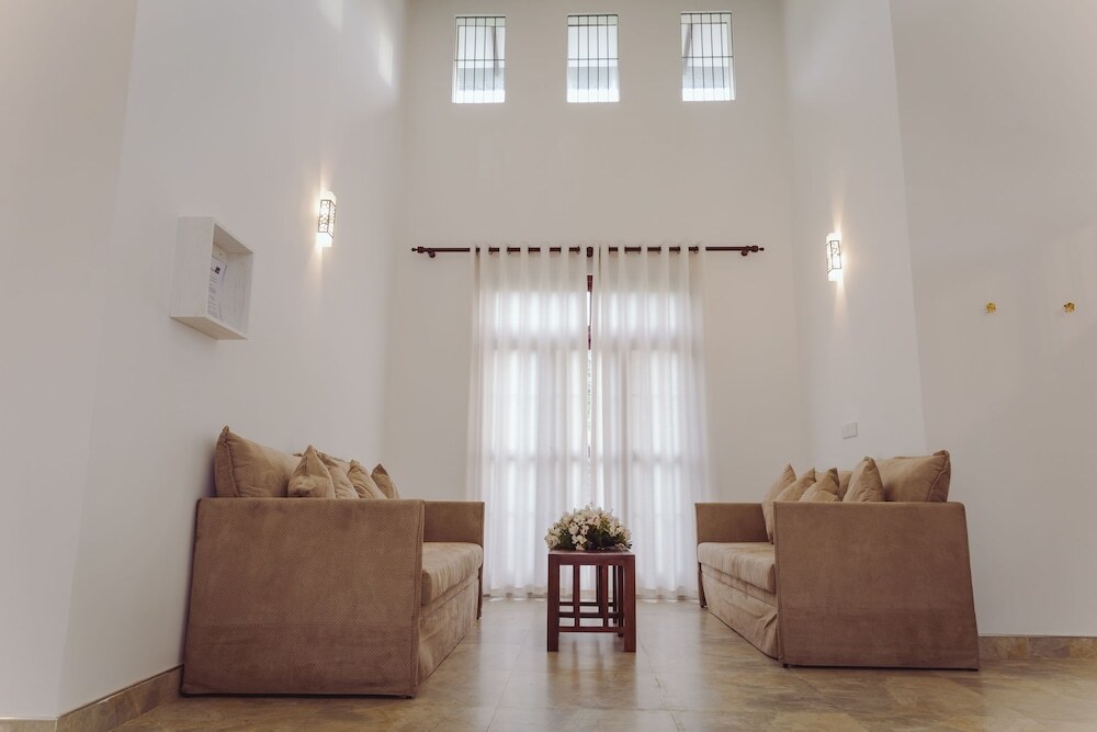 Негомбо: Deluxe Villa ANCAM Lanka