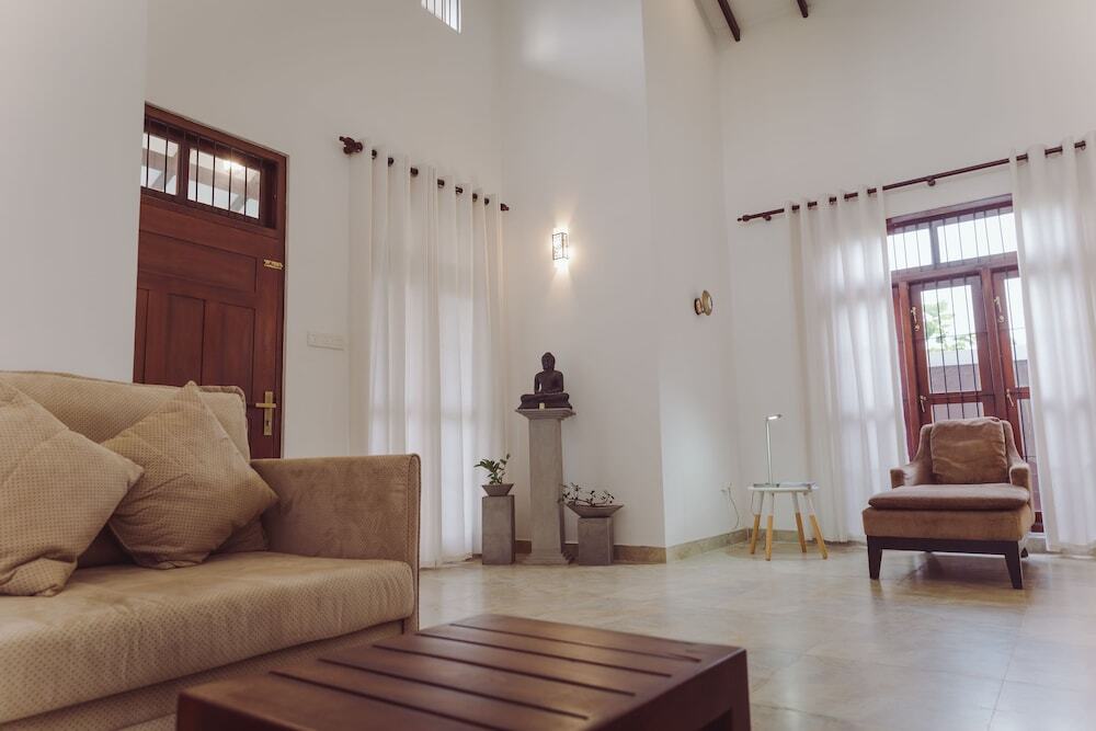 Негомбо: Deluxe Villa ANCAM Lanka