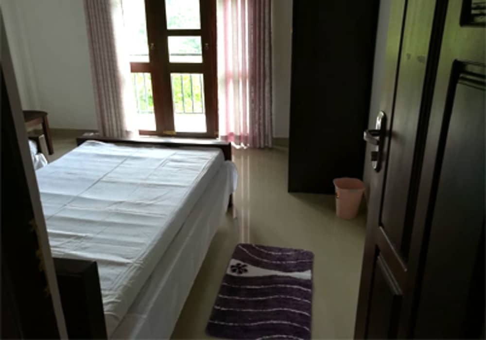 Канди: Golden River Kandy Villa