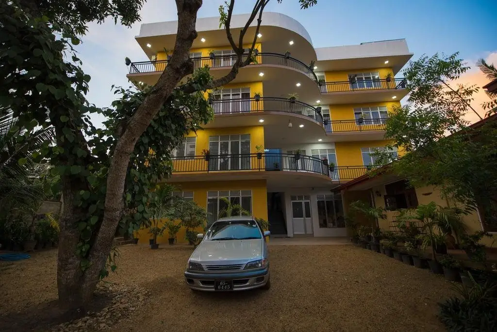 Галле: DSK Galle Apartments