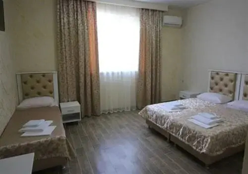 Кабардинка: Akropol' (Gelendzhik)