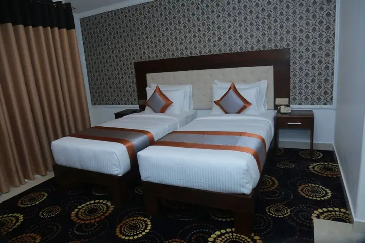 Нувара-Элия: Galaxy Grand Hotel