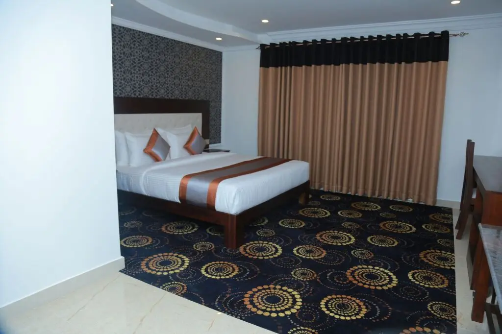 Нувара-Элия: Galaxy Grand Hotel