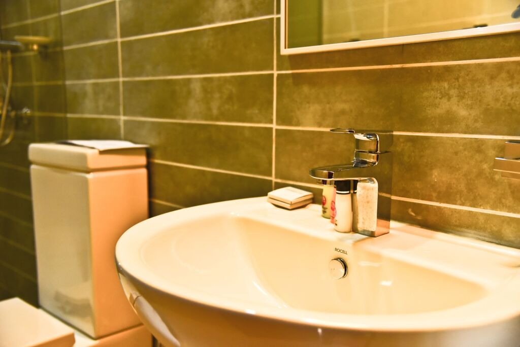 Нувара-Элия: Emirates Luxury Apartments