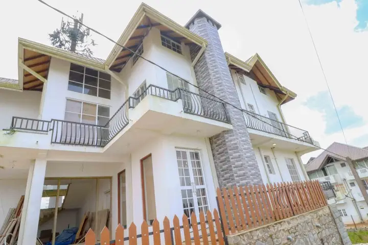 Нувара-Элия: Гостевой Дом Yoho Grand Lake View