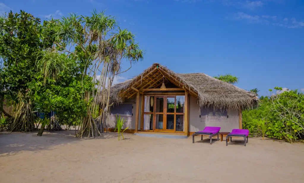Отель Jungle Beach Camp Ahungalla — фото 1