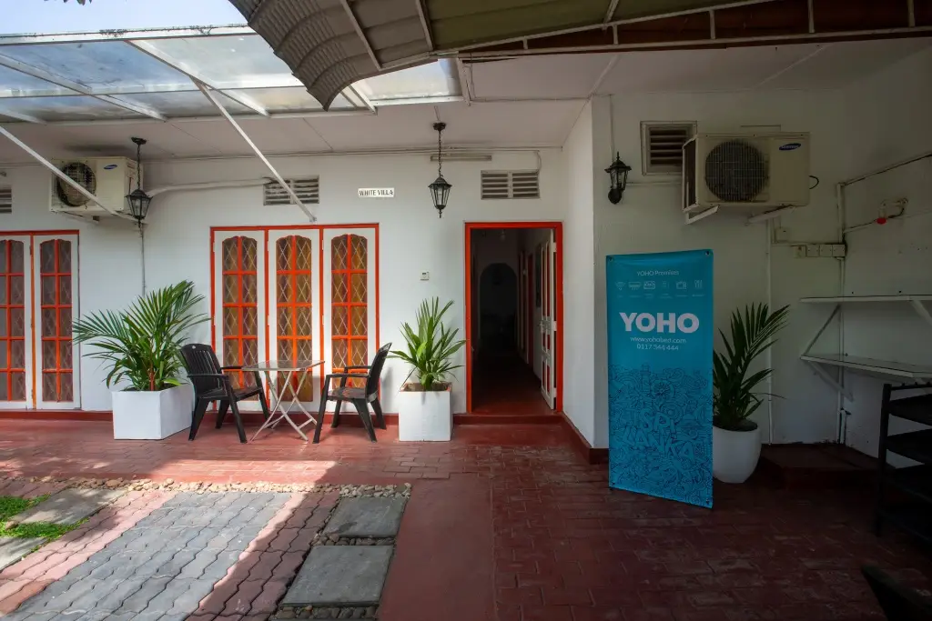 Гора Lavinia: Отель Yoho White Villa