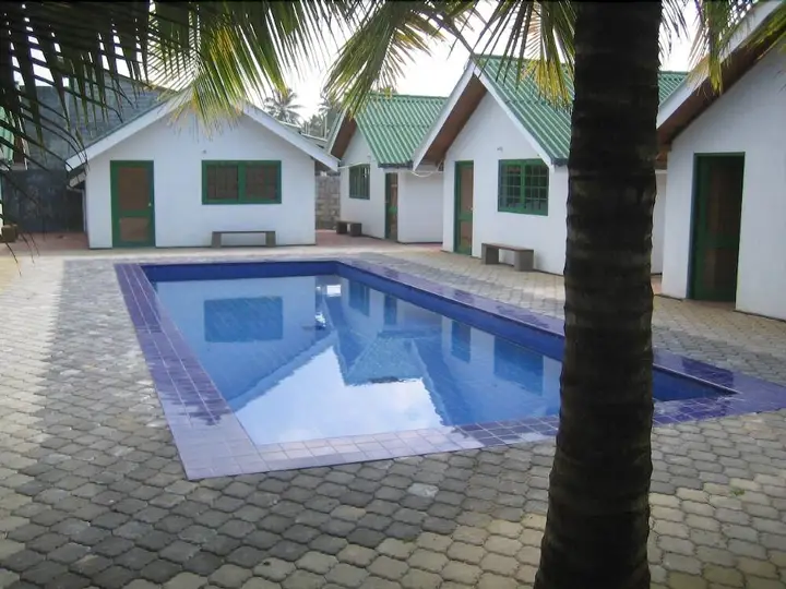Панадура: Avakasha Chalets