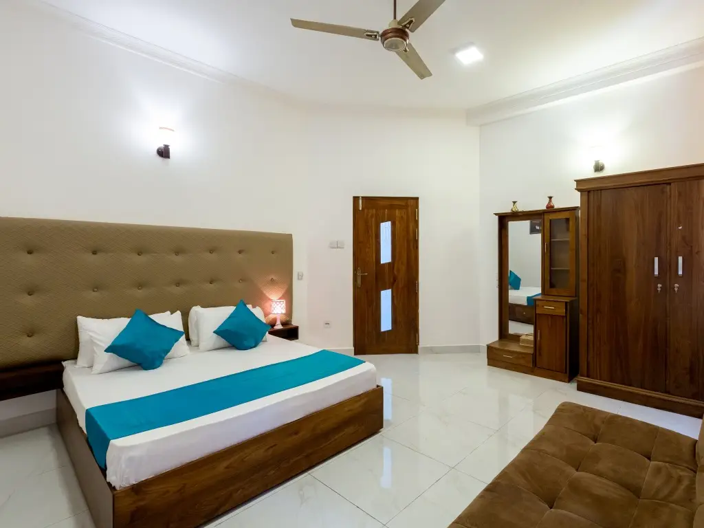 Гора Lavinia: Отель Yoho Villa Safari Colombo