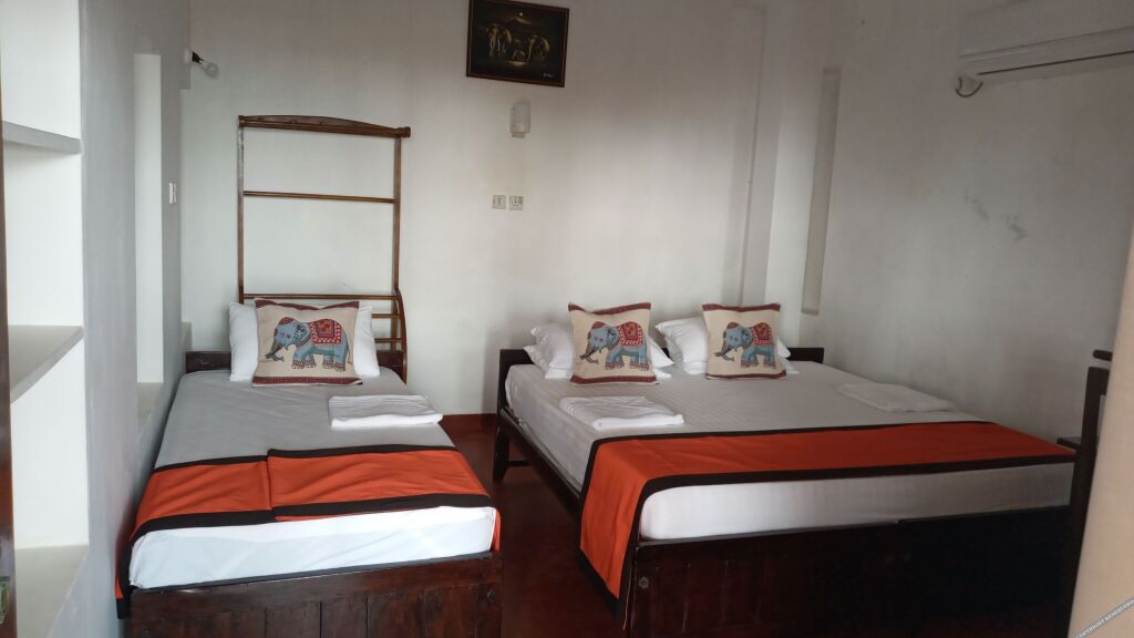 Патхуватта: Hotel New Seaside Inn