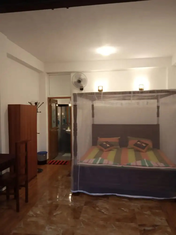 Элла: The Zenith Inn Ella