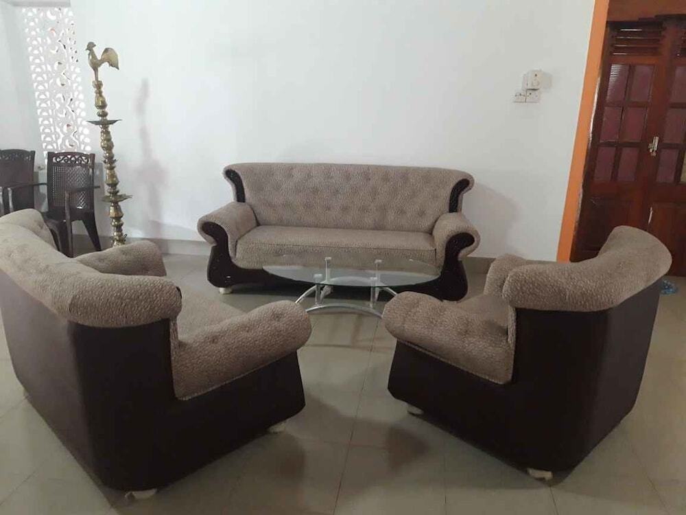 Ратнапура: Contour Heritance Hotel- Delgoda Walawwa