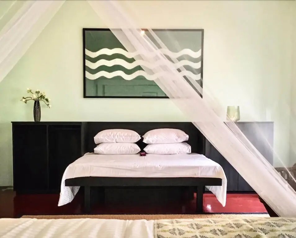 Ахангама: The Deco House