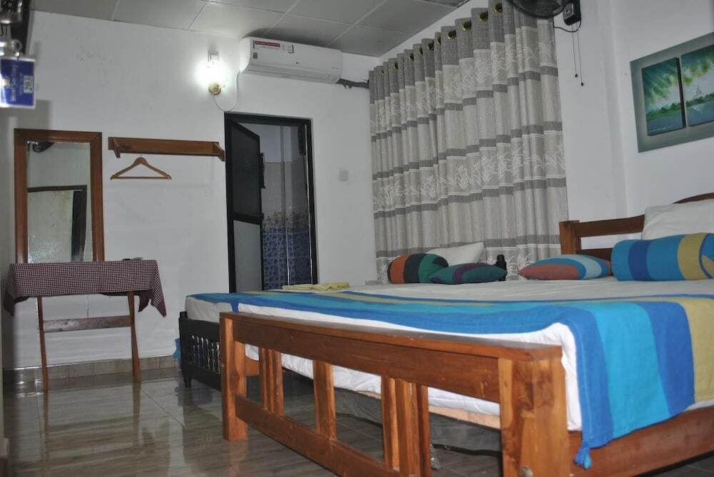 Анурадхапура: Senora Guest House