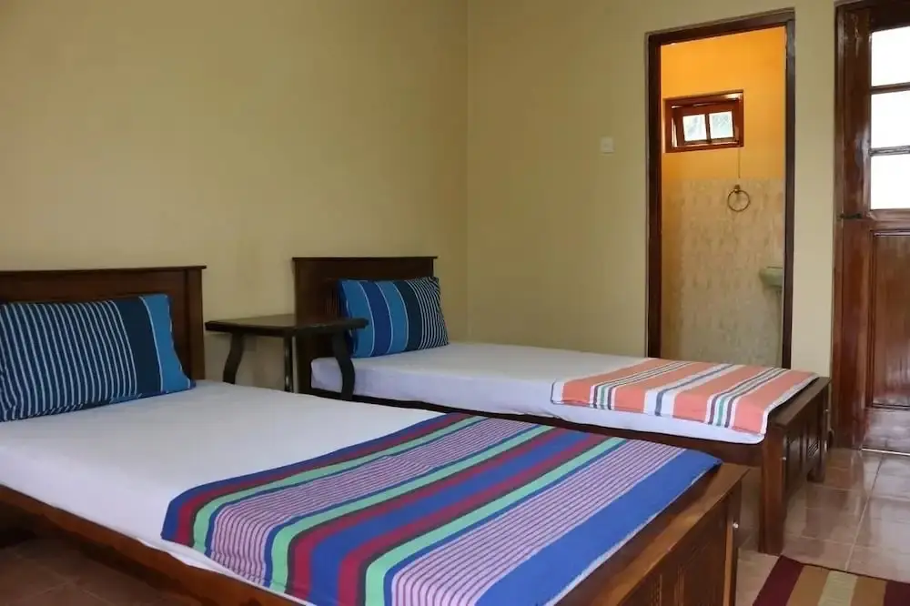 Канди: Green Mountain Lodge