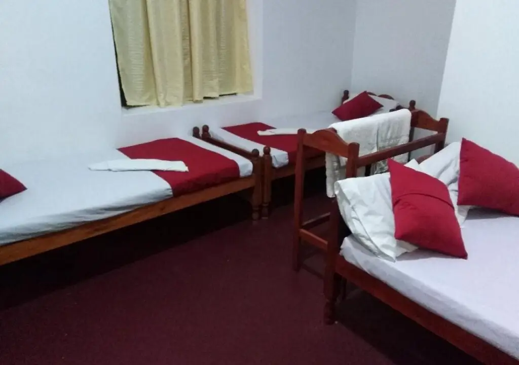Джафна: Colonial Inn