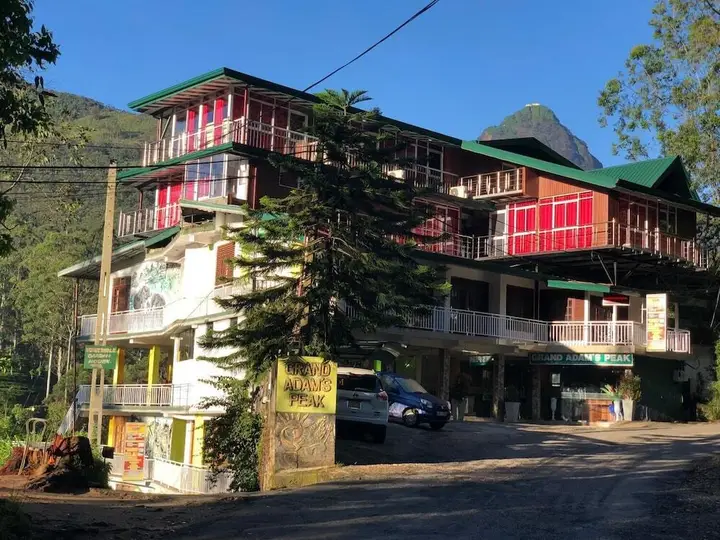 Ратнапура: Dam House