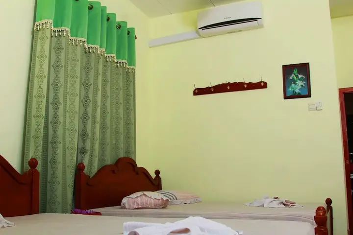 Катукурунда: Senaro Holiday Resort