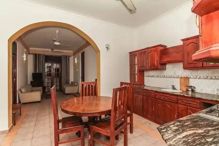 Гора Lavinia: Oyo 115 Qi Mag Apartments
