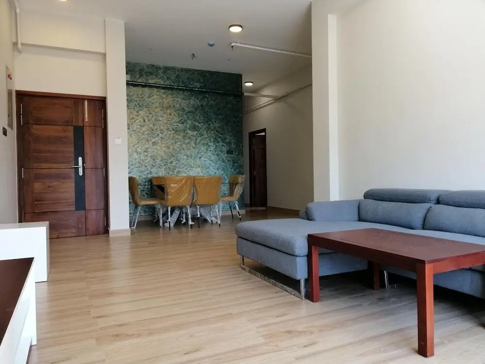 Гора Lavinia: Pink Elephant Tourist Apartment Hotel