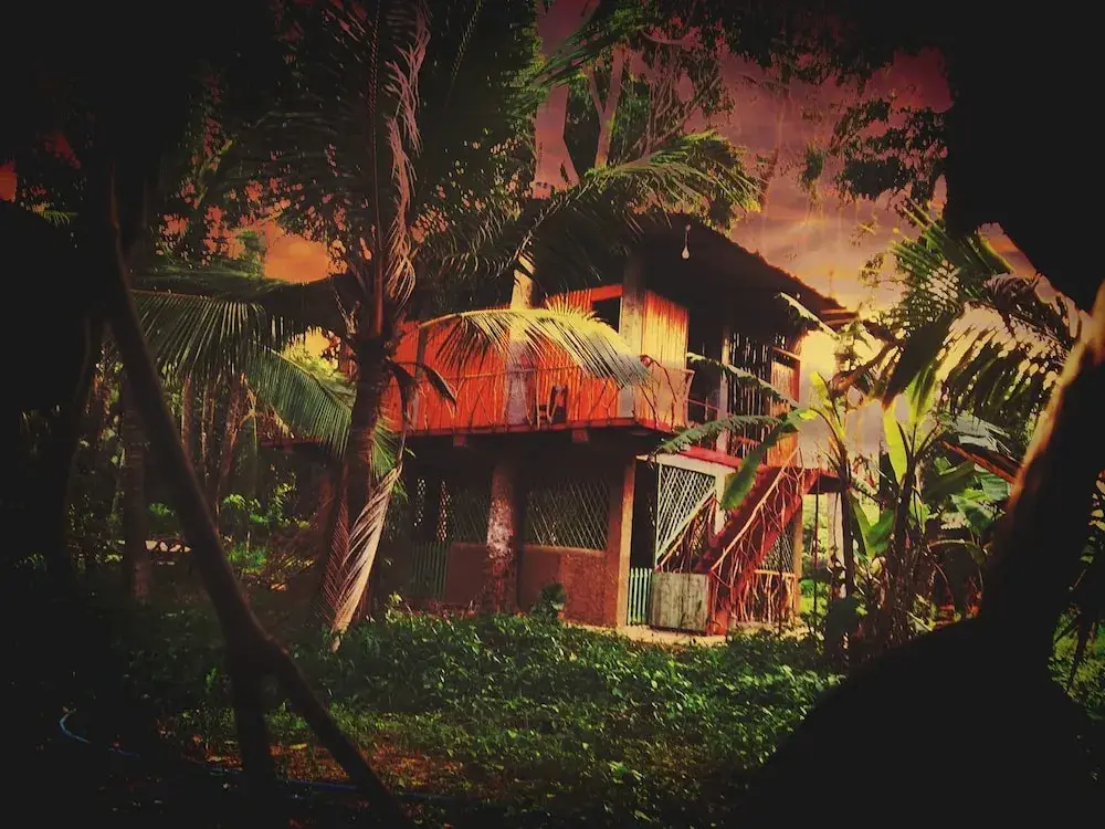 Киринда: Wooden Paracosm & Resort