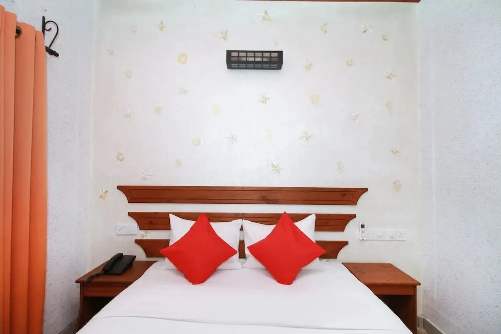 Катунаяке: OYO 242 Dhanamuthu Hotel And Banquets