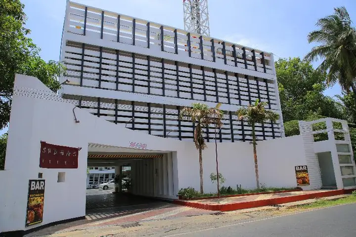 Джафна: Subash Hotel