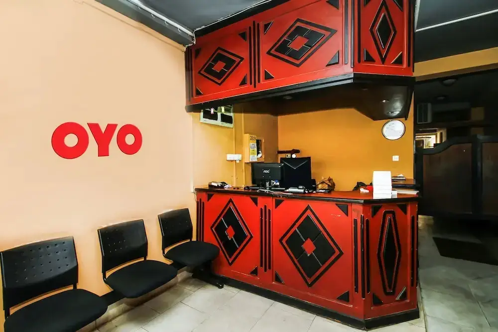 Моратува: OYO 275 Shanghai Hotel