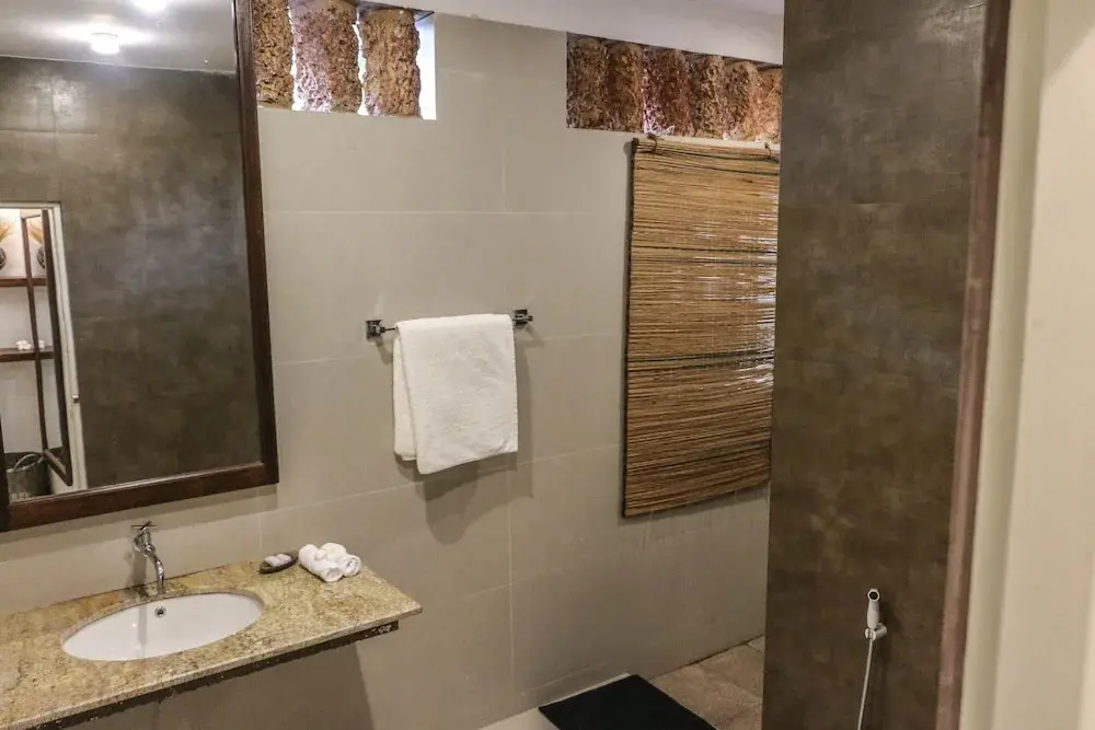 Галле: Villa Rosa Blanca White Rose