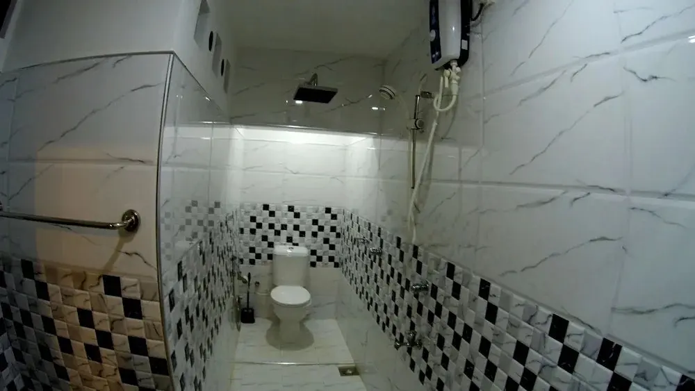 Диквелла: Bee Line Home Stay