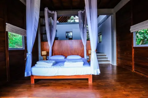 Treehouse Chalets — фото 1