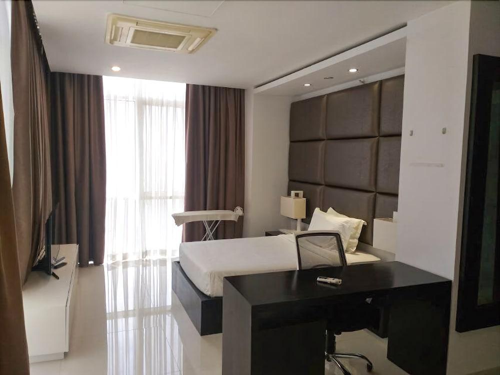 Коломбо: Platinum One Suites - 3 Bedroom