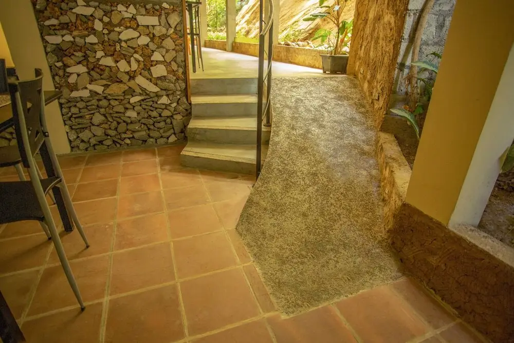 Канди: The Hilltop Eco Homestay