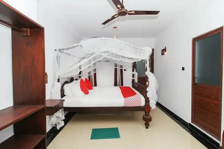 Унаватуна: OYO 295 Sea View Hotel 02