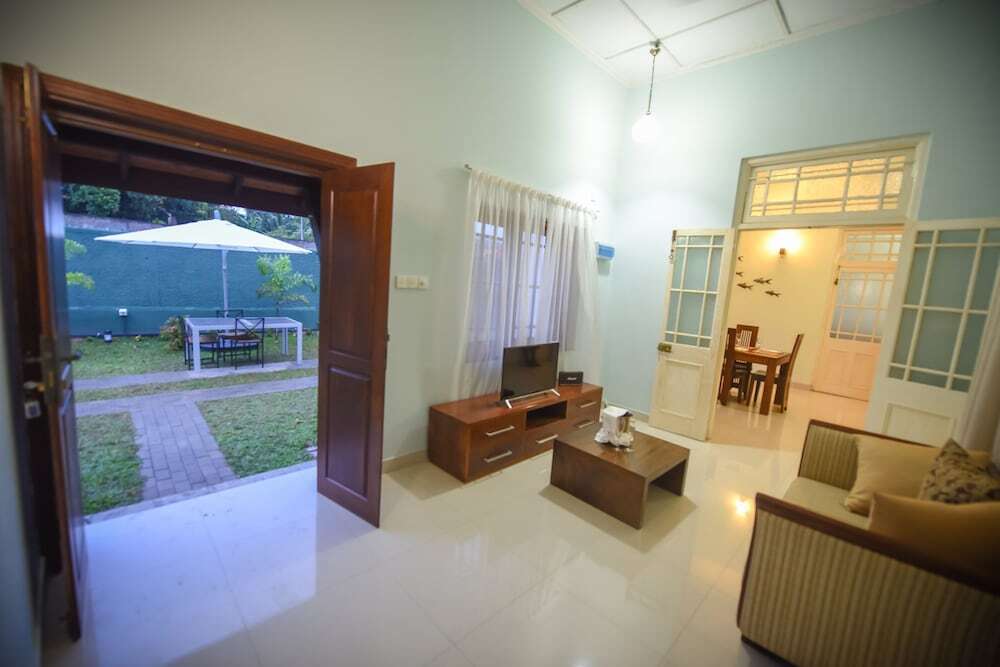 Гора Lavinia: Dennislandvilla