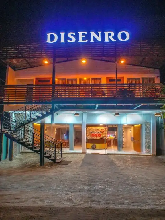 Галле: Oyo 260 Disenro Resorts