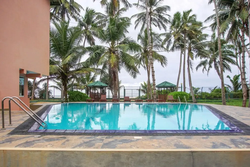 Галле: Oyo 246 Roy Villa Beach Hotel