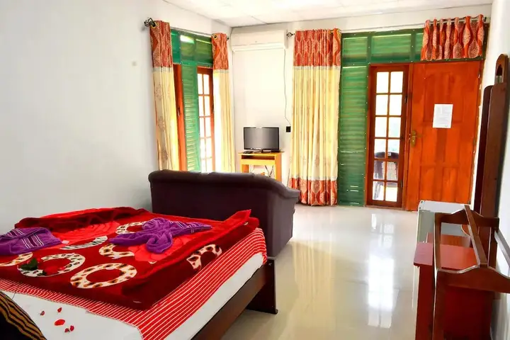 Ратнапура: Grand Adams Peak Hotel