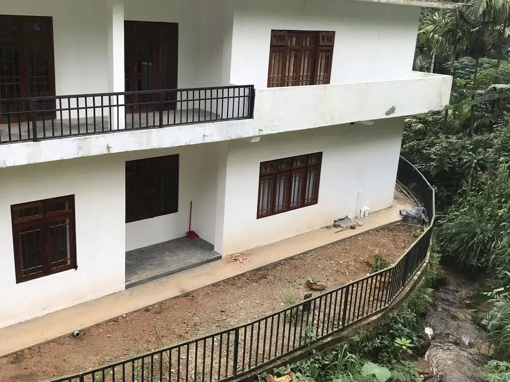 Гинигатена: Canalside Villa & Guest House