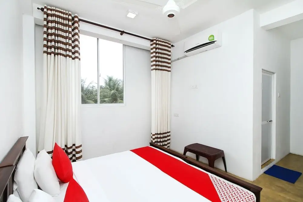 Негомбо: Oyo 338 Deep Sea Resort