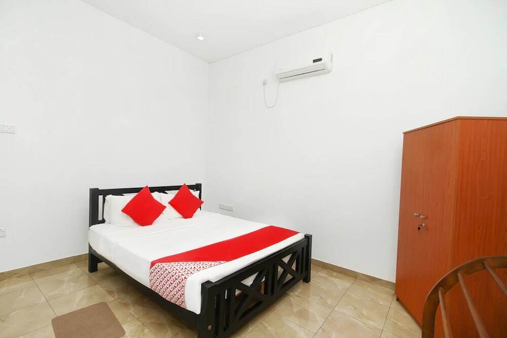 Калутара: Hotel water nest