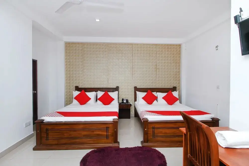 Катунаяке: Oyo 365 Kingsgate Transit Hotel