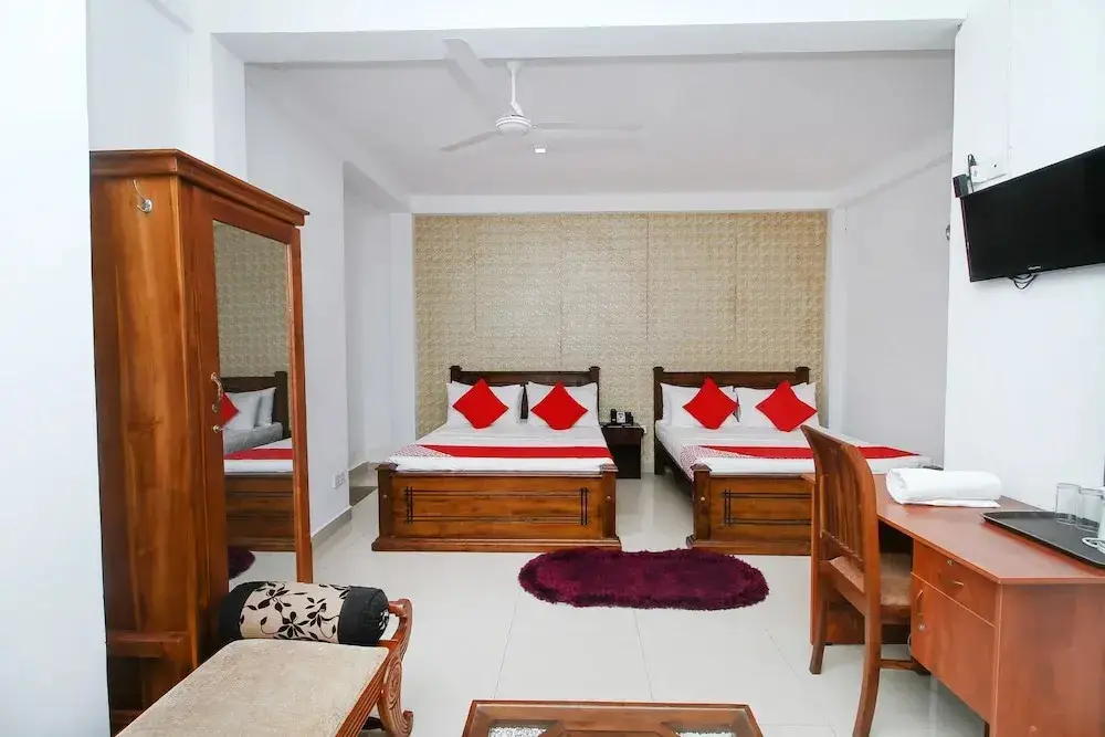 Катунаяке: Oyo 365 Kingsgate Transit Hotel