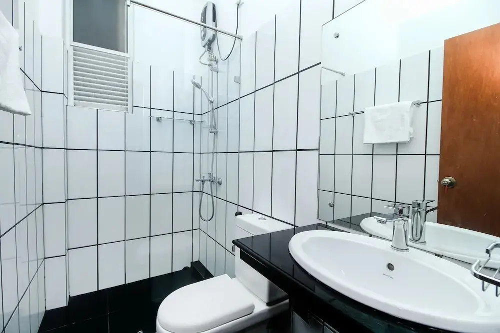 Гора Lavinia: Oyo 387 Iddamal Apartments