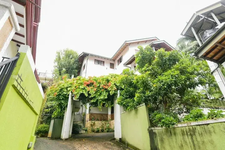 Канди: Oyo 373 Grand Kandy Villa