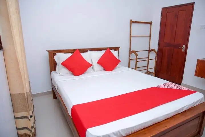 Хиккадува: Oyo 380 Sapphire Home Stay