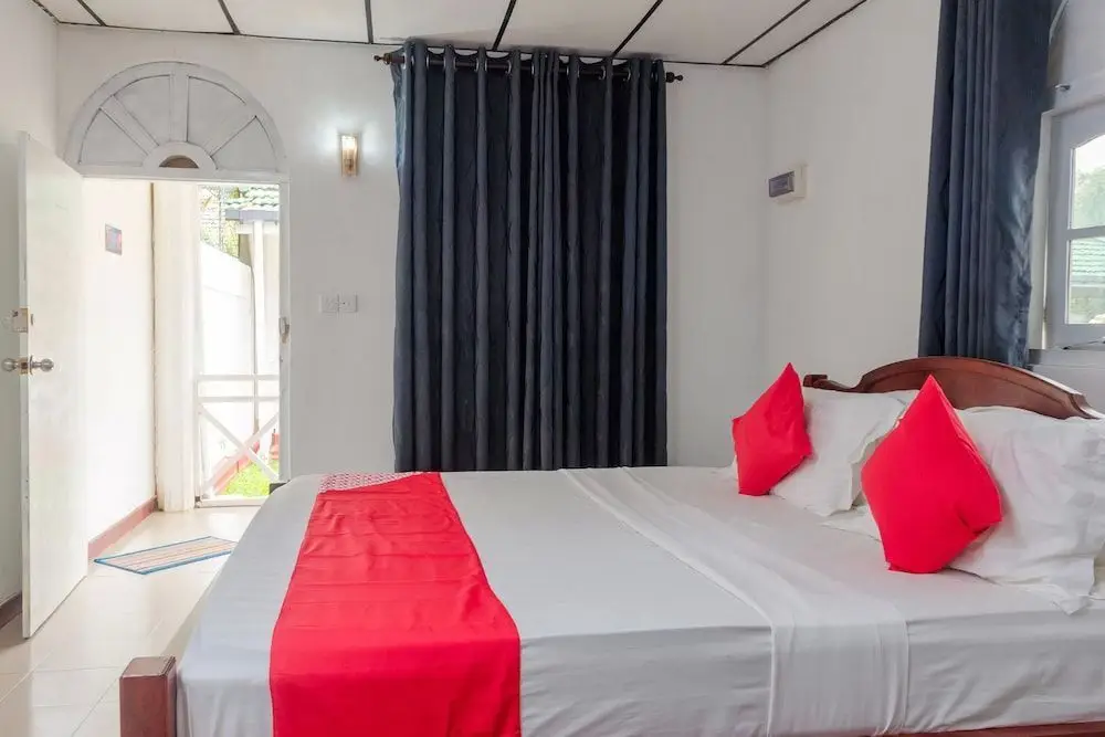 Негомбо: OYO 385 Sanri Villa Negombo